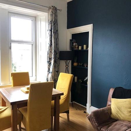 Lovely 2 Bedroom Apartment Close To City Centre Edimburgo Exterior foto
